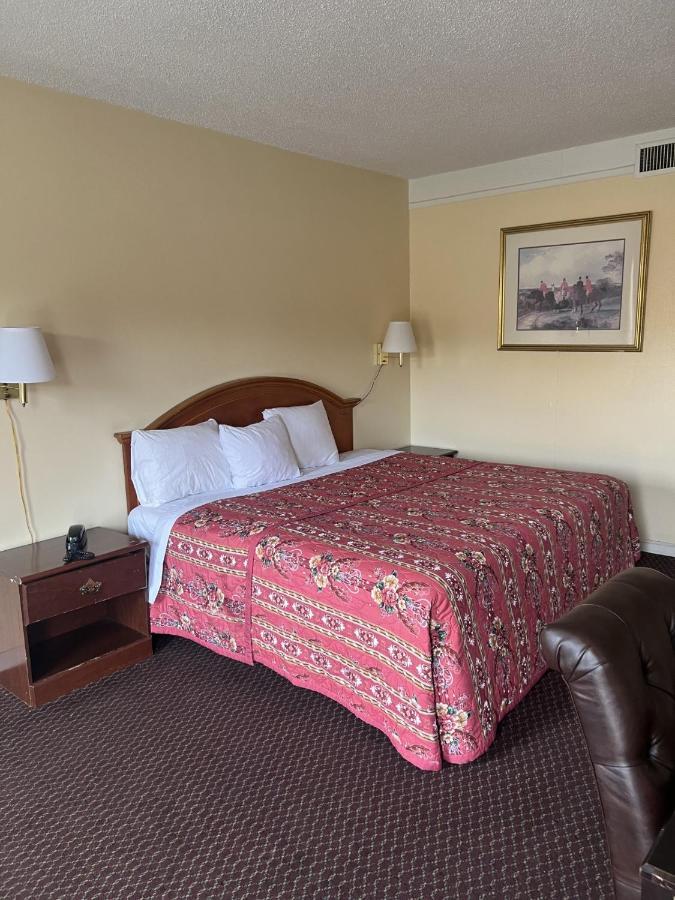 Loyalty Inn Charlotte Airport Ngoại thất bức ảnh